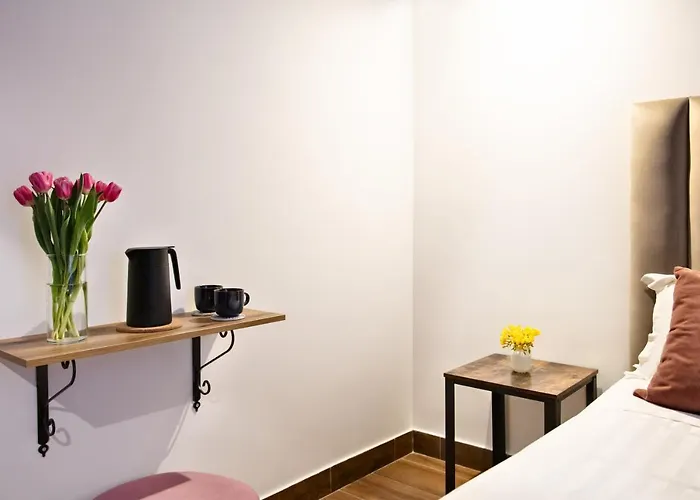 Residenza Toledo Lifestyle מלון נאפולי