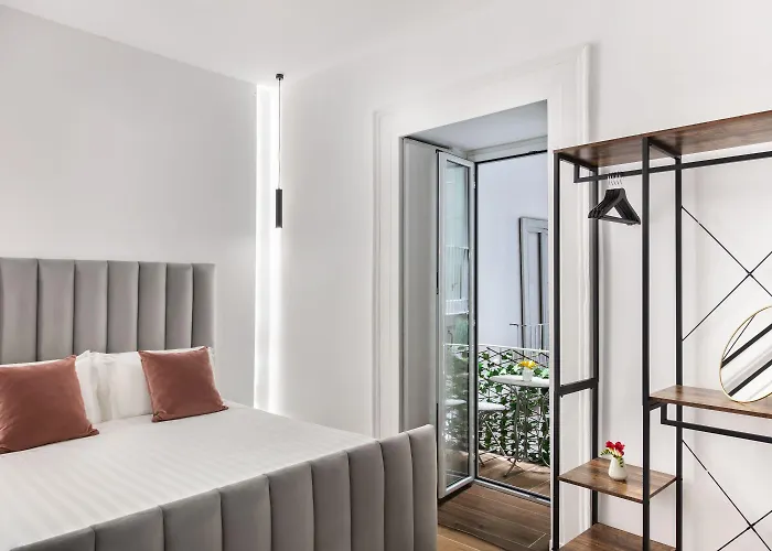 Residenza Toledo Lifestyle 2* נאפולי