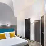 Residenza Toledo Lifestyle 2* Неаполь