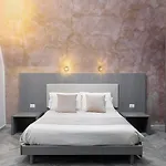 Residenza Toledo Lifestyle 2* Неаполь