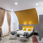 Отель Residenza Toledo Lifestyle Неаполь